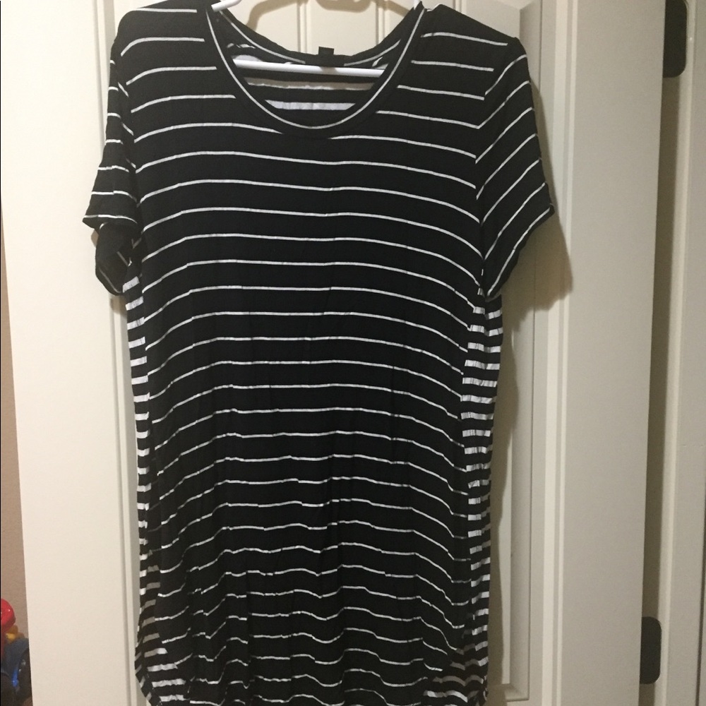Striped top - Picture 3 of 3